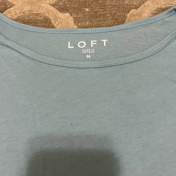 Blue Long Sleeve Tiered Top Loft Size Medium - Picture 2 of 7